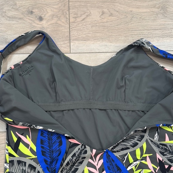 Athleta Midnight Palm Scoop Women’s One Piece Swimsuit - Picture 8 of 16